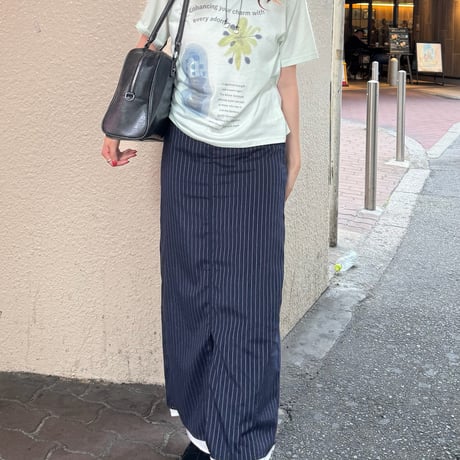 【即納商品】bloom with edge t-shirt