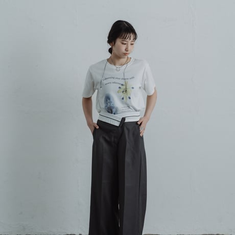 【即納商品】bloom with edge t-shirt