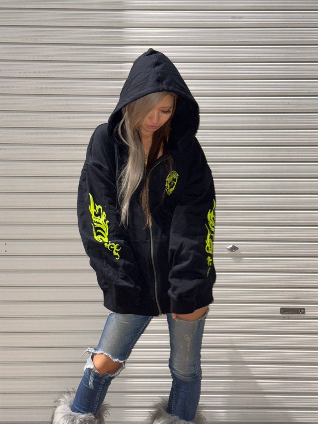 Bleeding Star Clothing ブラックパーカー Bleeding Star Clothing ブラックパーカー 蛍光パーカー