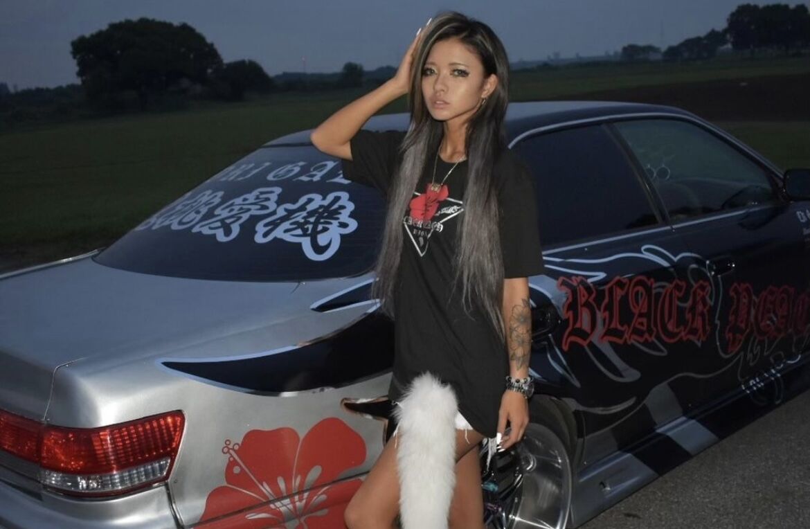 BLACK PEACH Tシャツ(黒) | BLACKPEACH