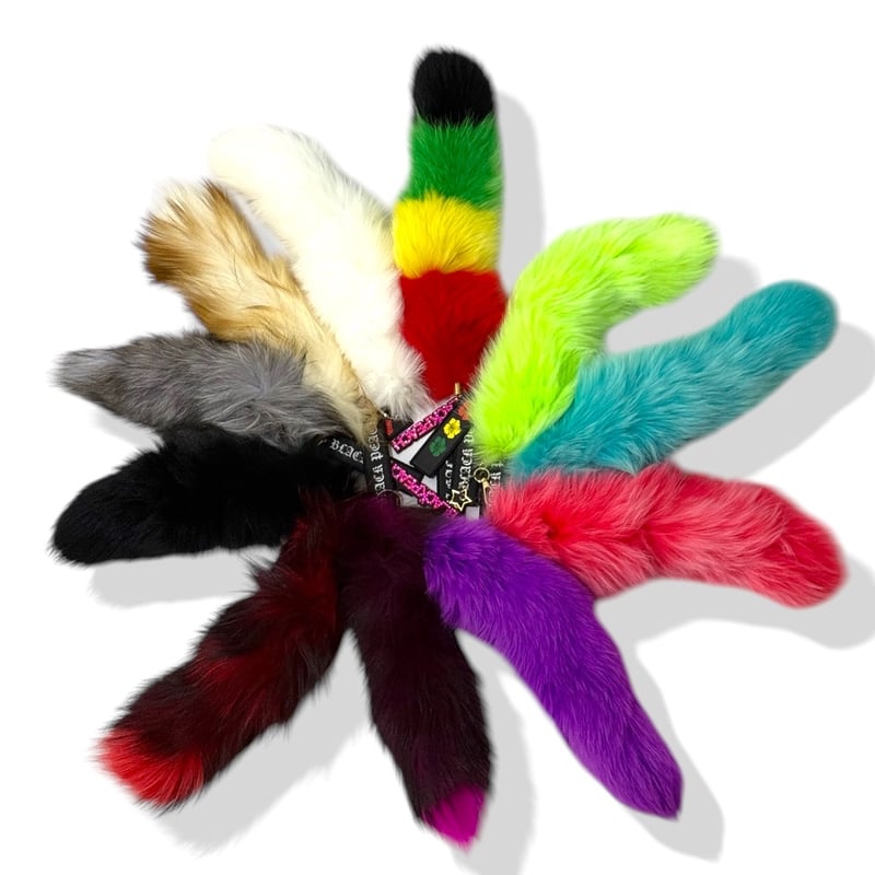 しっぽキーホルダー | BLACKPEACH