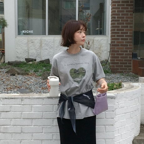 digreen/48. pure swan tee. (mom) FREE