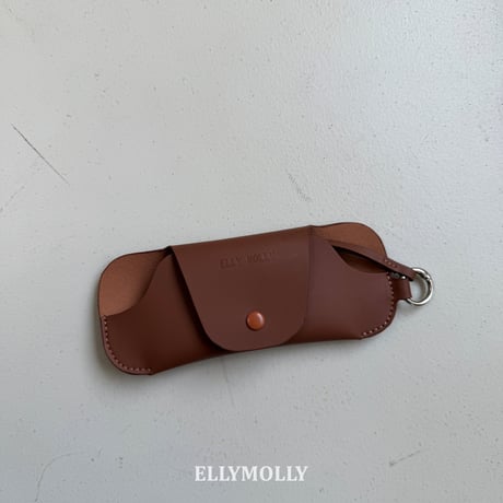 ellymolly/192. Glasses kay  FREE