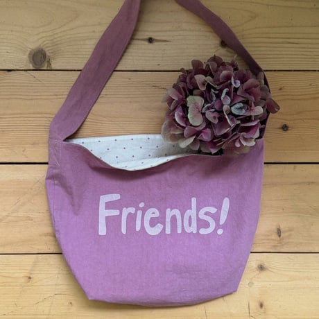 bananaj/47. friends bag FREE