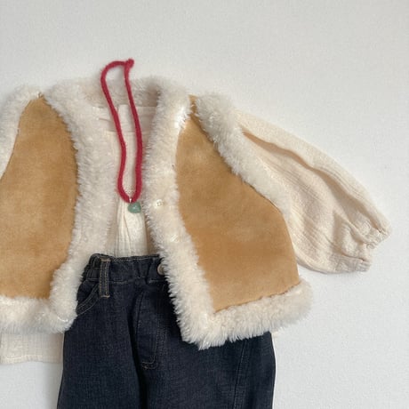 atomeme/44. Reversible Mustang Vest? S-XL