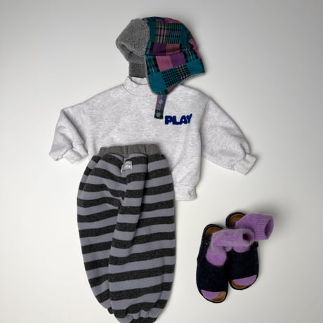 andbutter/32. Play Sweatshirt XS-XL