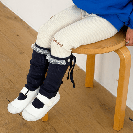 plain/16. plain lace socks FREE