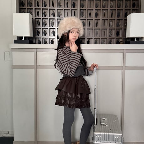 comma/64. ledder skirt 110-130