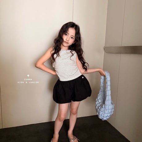 comma/215. back open dot T-shirt 140-150