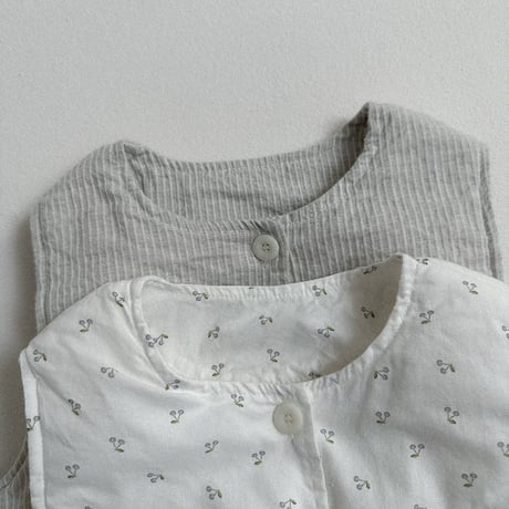 atomeme/19. Cloud Vest? S-XL
