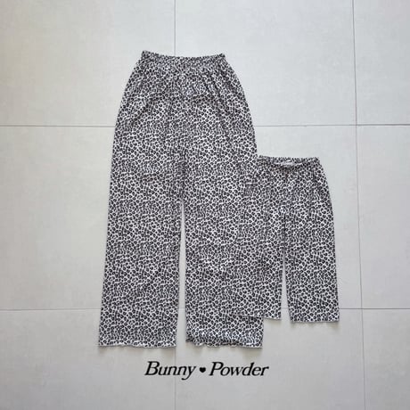 bunnypowder/255. leo pants S-XL