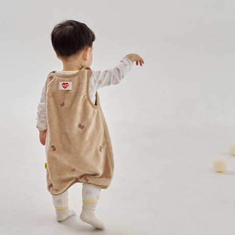 hereiam/31. embroidery sleeping vest 18M-XL