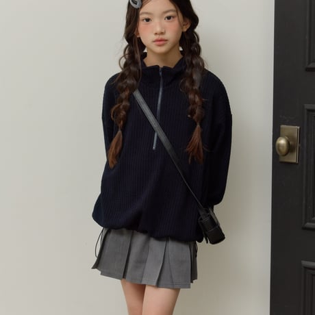sm2/7. half string knit zipup 9-17