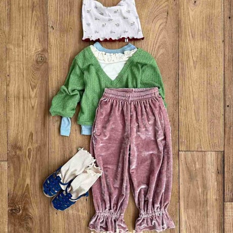urbanrabbit/37. Deep V Frill Knit JS-JM