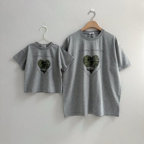 digreen/48. pure swan tee. (mom) FREE