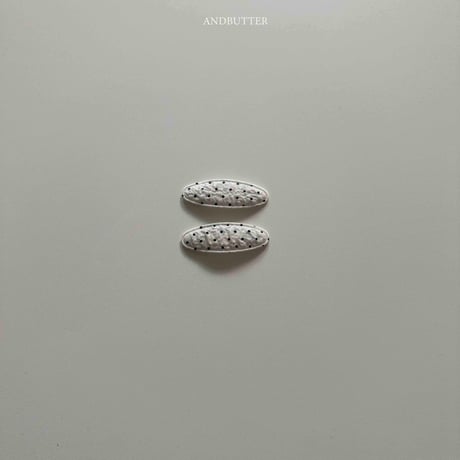 andbutter/1. Rustling Dot Hair Pin FREE