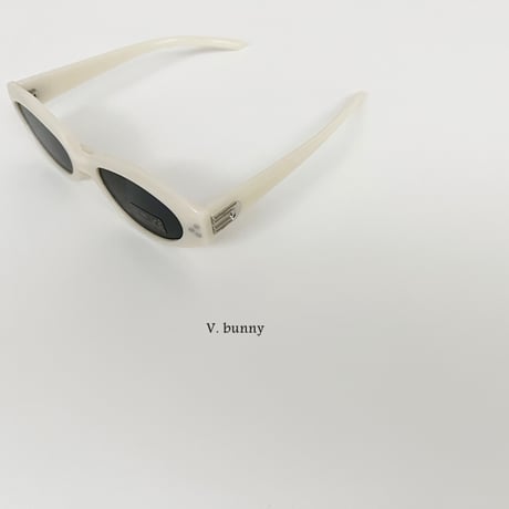 vbunny/44. Y2K sunglasses FREE