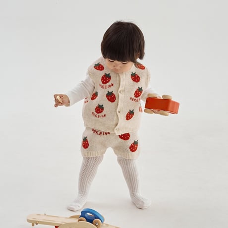 hereiam/15. strawberry knit overalls 18M-S