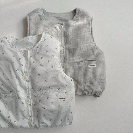 atomeme/19. Cloud Vest? S-XL