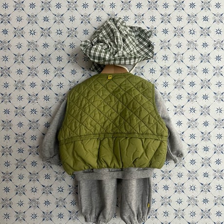 gou/147. B- divide vest 2(6-12M)-3(12-18M)