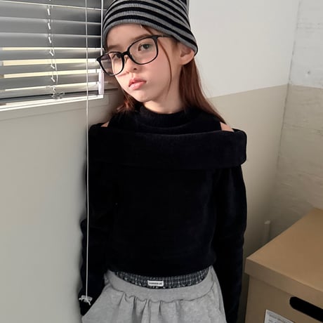 comma/110. off shorder T-shirt 140-150