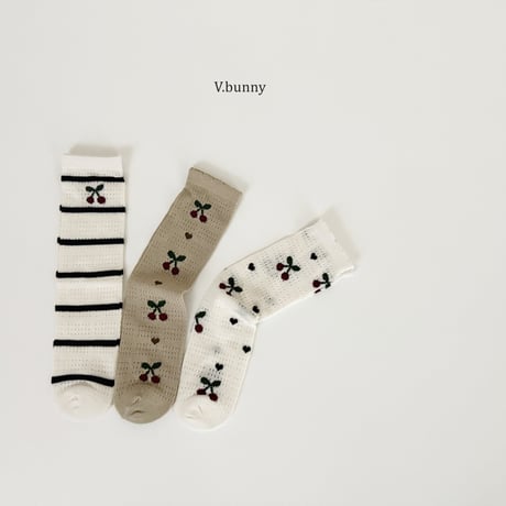 vbunny/44. mono cherry socks set FREE