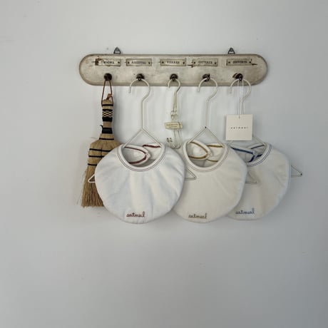 oatmeal/22. bebe stitch bib FREE