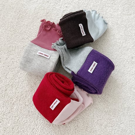 urbanrabbit/4. Volume Color Block Knee Socks FREE