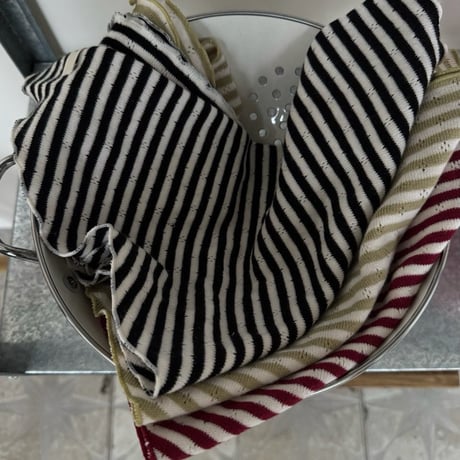 amore/50. peuty scarf FREE