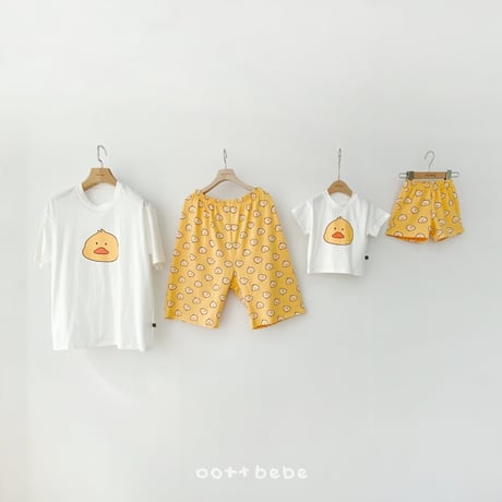 oottbebe/42. happy friends adult T-shirt FREE