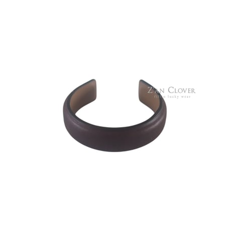 zanclover/16. ledder bangle  FREE