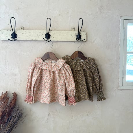 oren/38. Live fril blouse S-XL