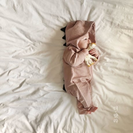 thelala/29. 43 tirano suit XS-M