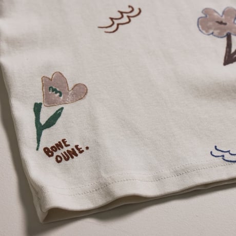 boneoune/105. flower lie T-shirt JS-JL