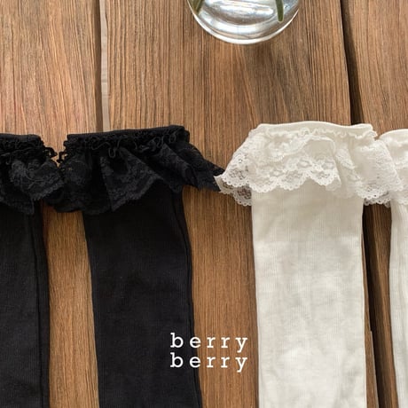 berryberry/91. swan knee socks FREE