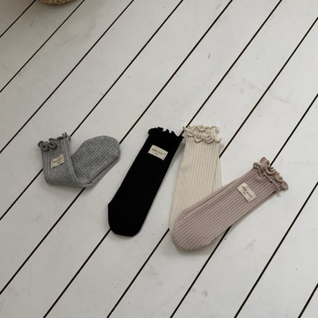 bebeholic/51. momo knee socks FREE