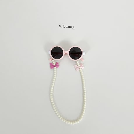 vbunny/42. hand sunglasses FREE
