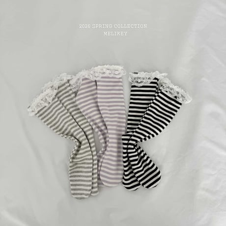 melikey/109. dangara less socks FREE