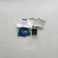 blackbean/47. are one T-shirt S-XL