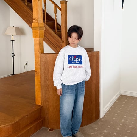 fromi/39. Chips Sweatshirt? S-XL