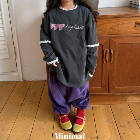minimal/53. heart lace T-shirt S-XL