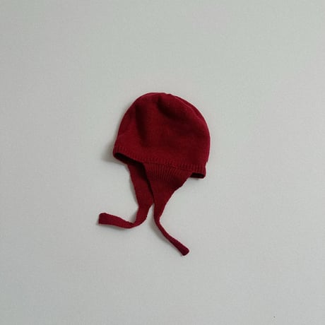 minirobe/50. Earflap knit beanie FREE