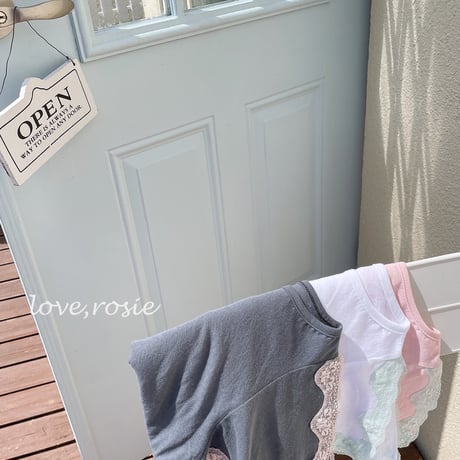 loverosie/120. shoulder open lace tee  2XL