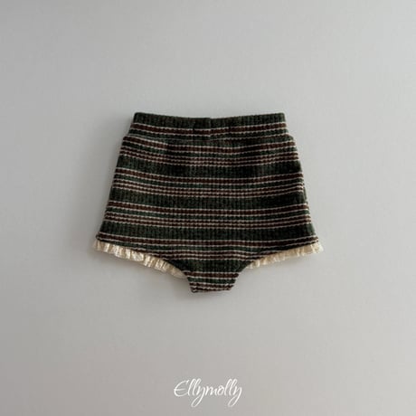 ellymolly/72. has wool nikerz  3-11