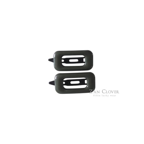 zanclover/18. square hairclip  FREE