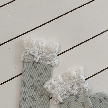 bebeholic/53. angela knee socks FREE