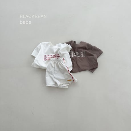 blackbean/25. lunch bebe T-shirt S-M