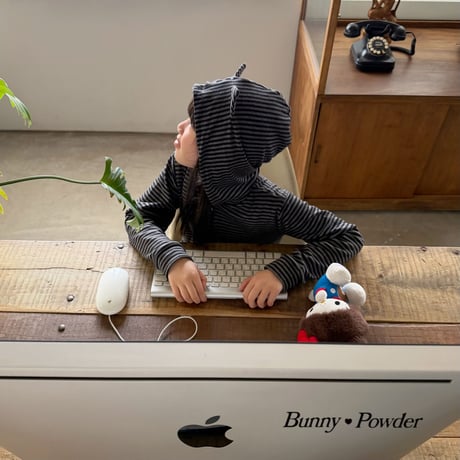 bunnypowder/128. mina hood zipup S-XL