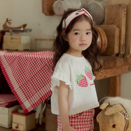 melikey/5. strawberry patch T-shirt XS-XL