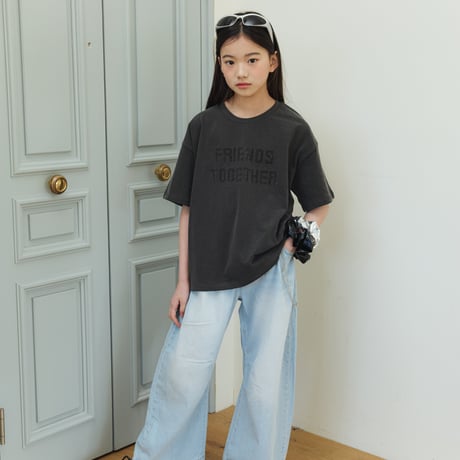 sm2/3. friends cubic T-shirt 9-17